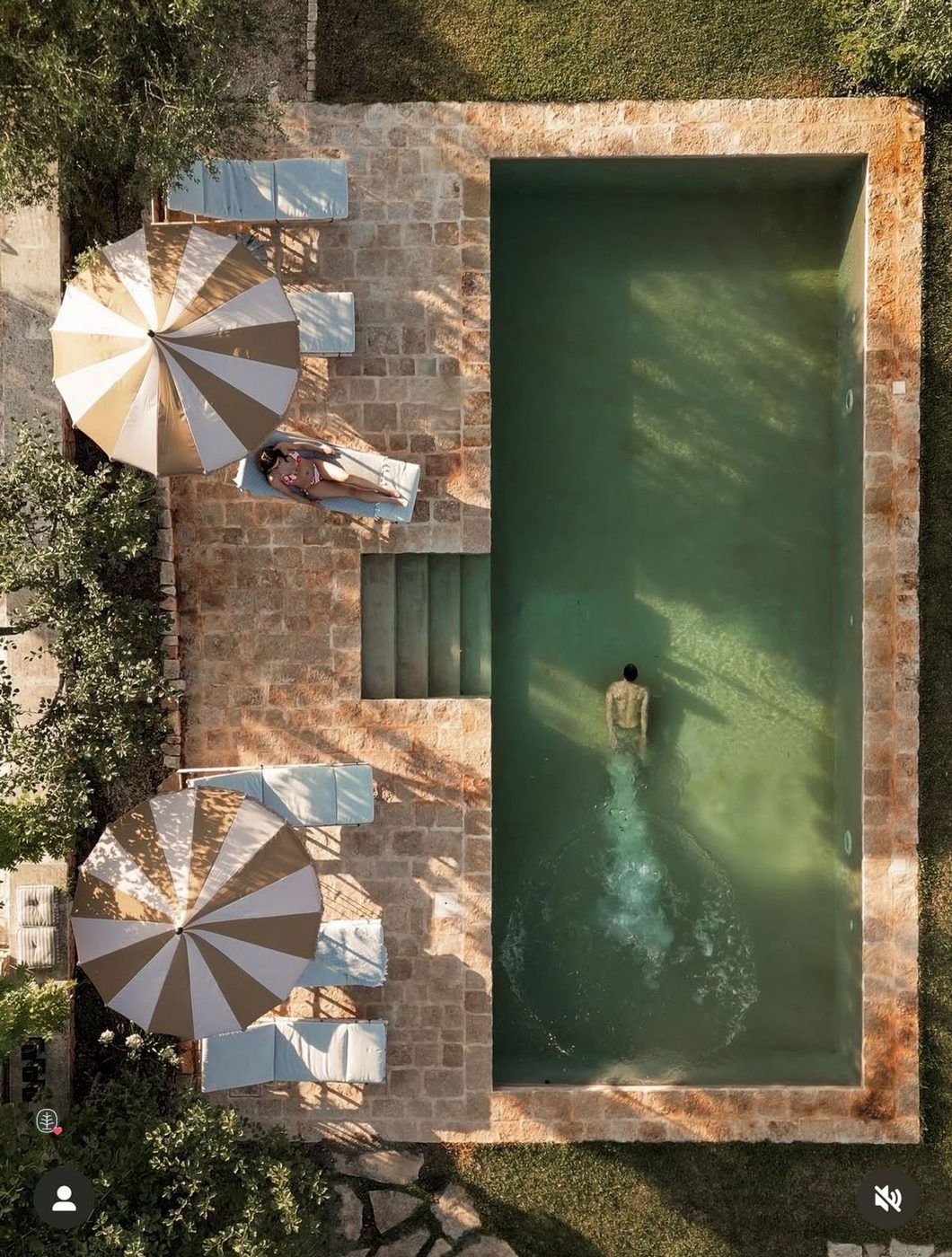 Vista aérea piscina
